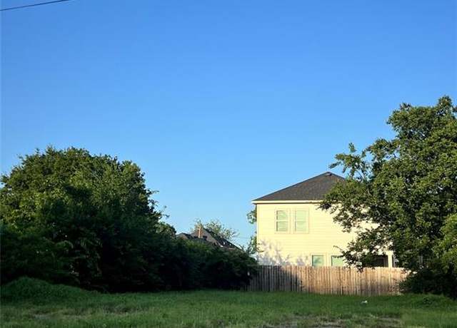 Property at 3104 Navaro St, Dallas, TX 75212