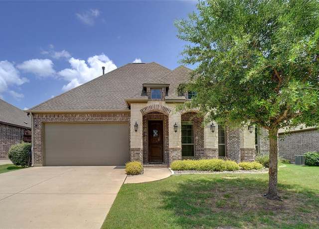 Property at 5009 Thistle Hl, Denton, TX 76210, 4 beds, 3 baths