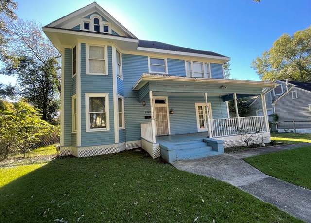 Property at 1027 Wilkinson St, Shreveport, LA 71104, 5 beds, 4 baths