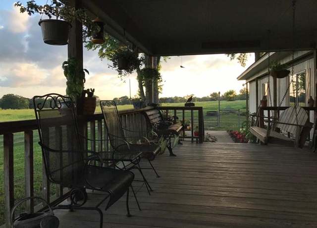 Property at 894 CR 4908 Rd, Troup, TX 75789