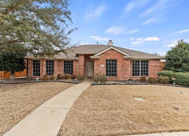 Property at 2160 Harvester Dr, Rockwall, TX 75032, 3 beds, 2 baths