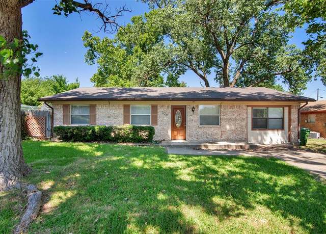 Property at 106 King Ave, Howe, TX 75459, 3 beds, 2 baths