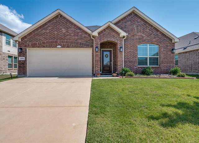Property at 3016 Riddler Way, Little Elm, TX 75068, 4 beds, 2.5 baths