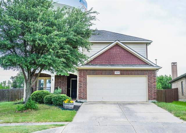 Property at 1929 Frosted Willow Ln, Fort Worth, TX 76177, 4 beds, 2.5 baths
