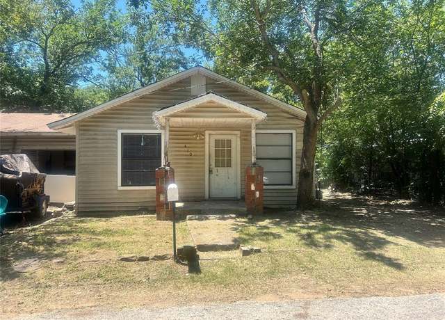 Property at 412/410 Small St, Bowie, TX 76230, 2 beds, 1 bath