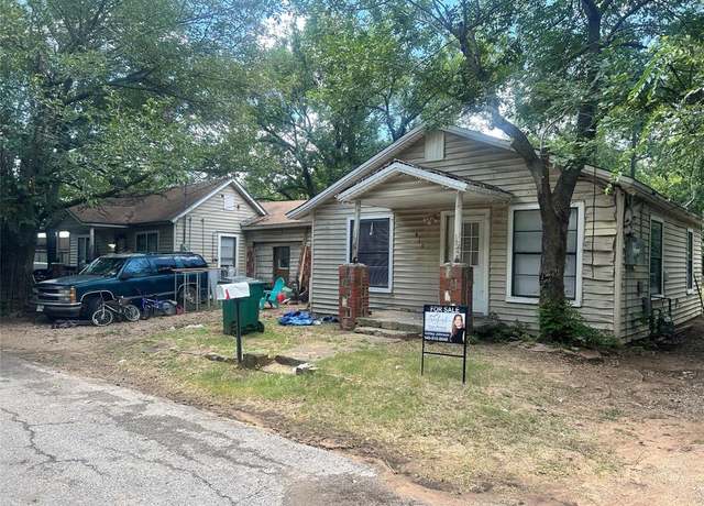 Property at 412/410 Small St, Bowie, TX 76230, 2 beds, 1 bath