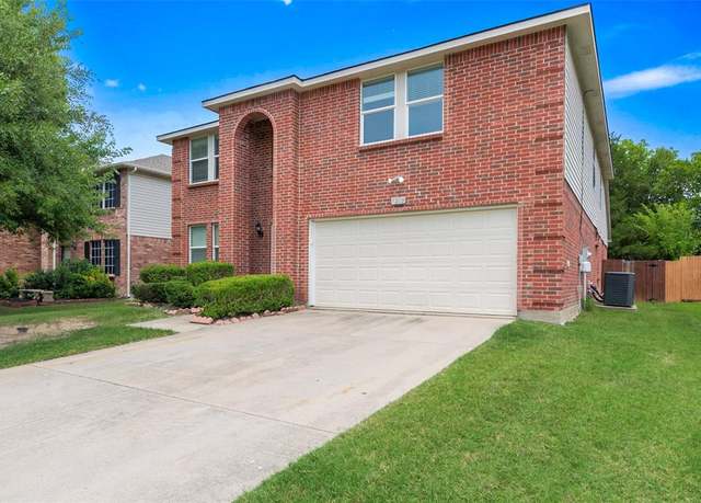Property at 1200 Scenic Hills Dr, Mckinney, TX 75071, 5 beds, 3.5 baths