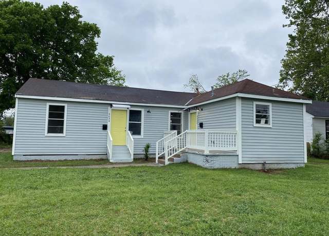 Property at 2632 Foster St, Bossier City, LA 71112, 4 beds, 2 baths