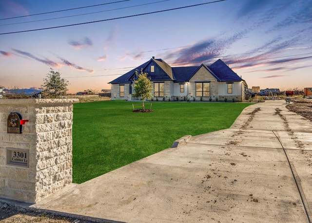 Property at 3225 Cobbler Ln, Joshua, TX 76058, 4 beds, 2.5 baths