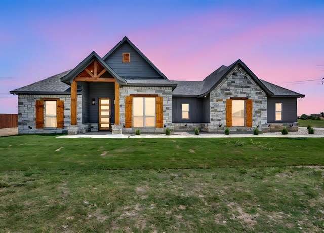 Property at 3225 Cobbler Ln, Joshua, TX 76058, 4 beds, 2.5 baths