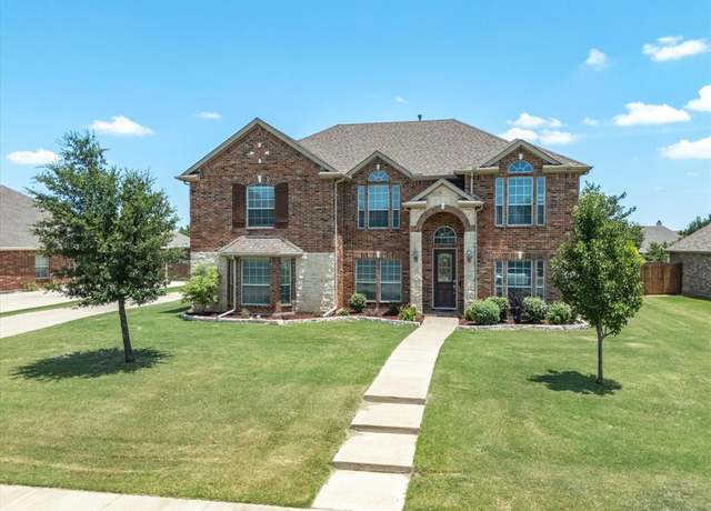 Property at 1617 Diamond Back Ln, Fort Worth, TX 76052, 5 beds, 3.5 baths