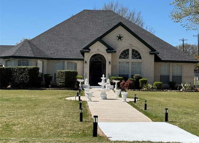 Property at 2400 Sandstone Rd, Burleson, TX 76028, 4 beds, 2 baths