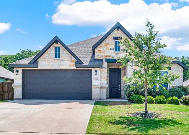 Property at 208 Rosemary Dr, Azle, TX 76020, 4 beds, 2 baths