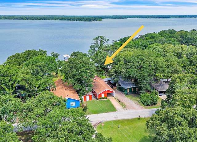 Property at 10032 Brinwood Dr, Wills Point, TX 75169, 3 beds, 2 baths