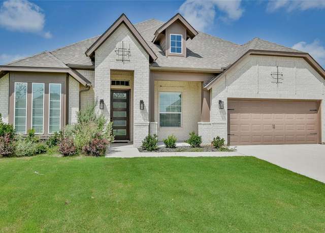 Property at 3149 Ferry Boat Ln, Granbury, TX 76049, 3 beds, 2 baths