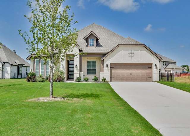 Property at 3149 Ferry Boat Ln, Granbury, TX 76049, 4 beds, 2 baths