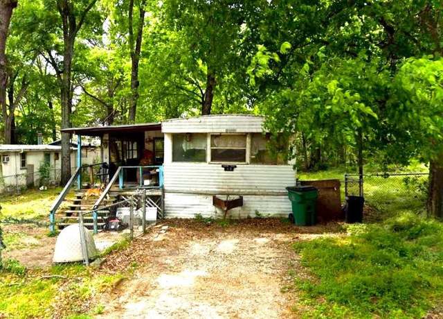 Property at 163 Seminole Loop, Mabank, TX 75156, 3 beds, 2 baths