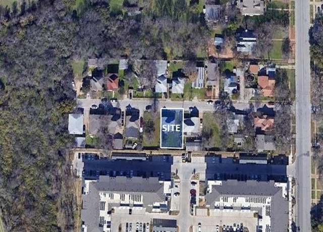 Property at 900 Greer St, Fort Worth, TX 76102, 2 beds, 1 bath