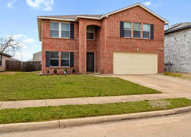 Property at 11928 Balliol Ln, Fort Worth, TX 76036, 5 beds, 3 baths