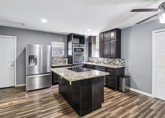 Property at 5340 Bourquin St, Dallas, TX 75210, 2 beds, 1 bath