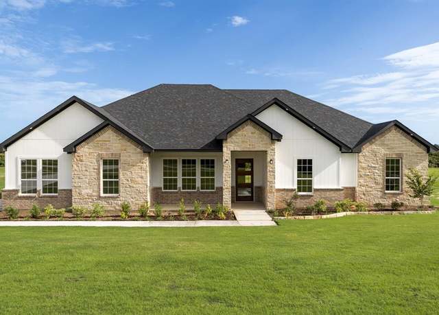 Property at 4651 Grand View Dr, Athens, TX 75752, 4 beds, 3 baths