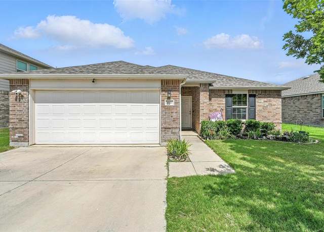 Property at 10236 Pyrite Dr, Fort Worth, TX 76131, 4 beds, 3 baths