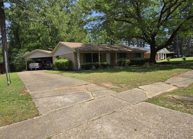 Property at 2621 Leaf Ln, Shreveport, LA 71109, 3 beds, 2.5 baths