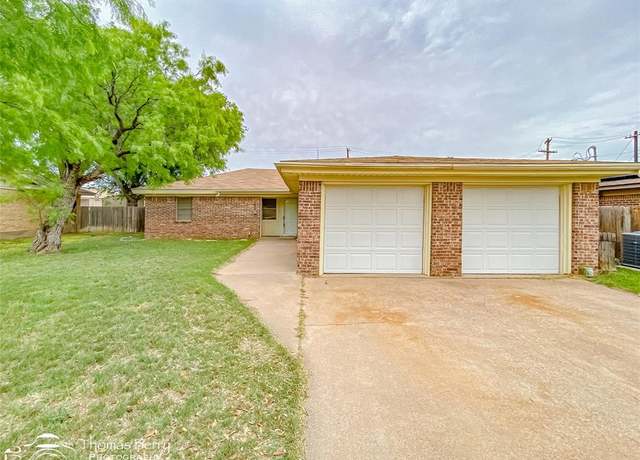 Property at 2810 Robertson Dr, Abilene, TX 79606, 3 beds, 2 baths