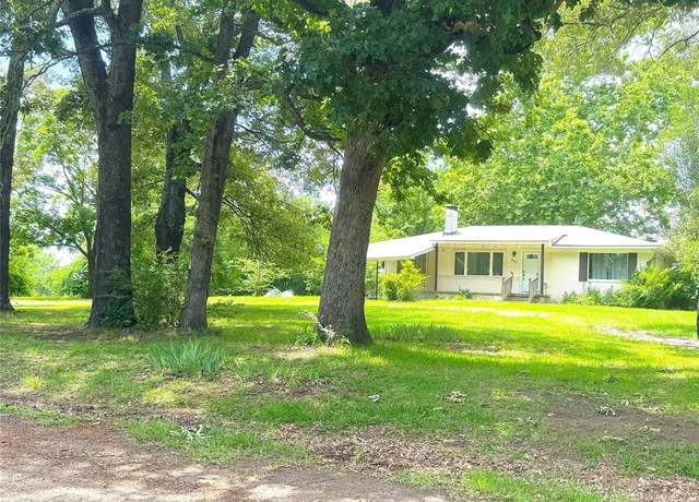 Property at 853 County Road 2730, Mount Pleasant, TX 75686, 5 beds, 3.5 baths