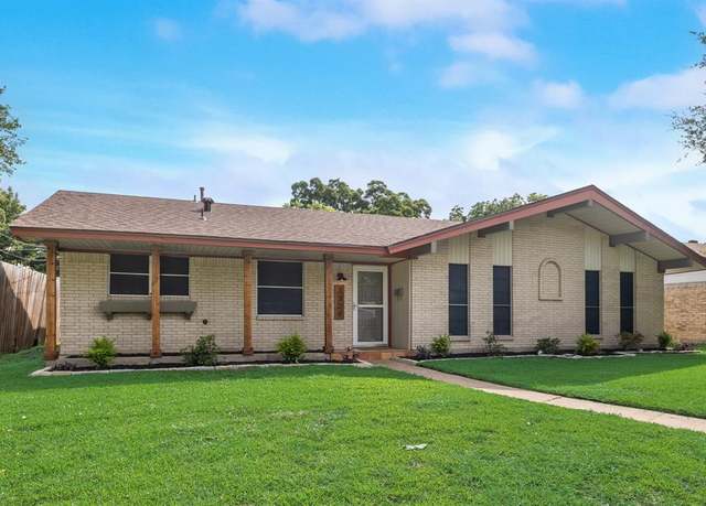 Property at 3329 Eastbrook Dr, Mesquite, TX 75150, 3 beds, 2 baths