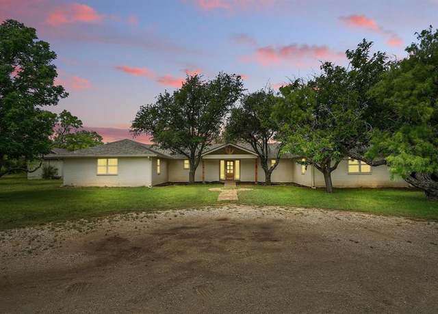 Property at 1645 Iberis Rd, Abilene, TX 79606, 4 beds, 2.5 baths