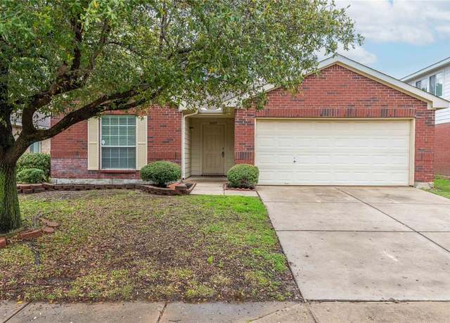 Property at 9009 Chisholm Trl, Cross Roads, TX 76227, 4 beds, 2 baths