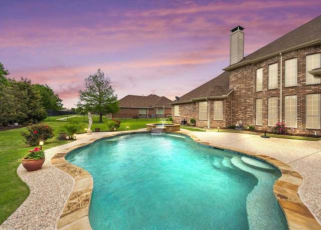 Property at 902 Alfred Dr, Wylie, TX 75098, 5 beds, 4 baths