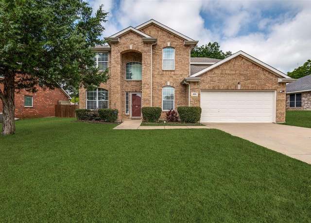 Property at 909 Wilderness Pass, Cedar Hill, TX 75104, 4 beds, 2.5 baths