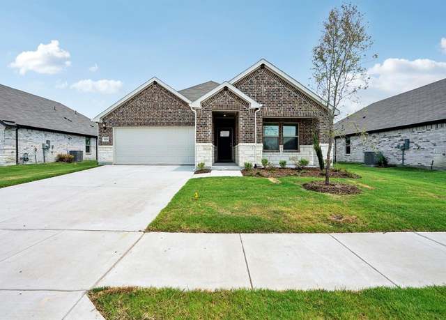 Property at 1020 Chestnut Dr, Lavon, TX 75166, 4 beds, 3 baths