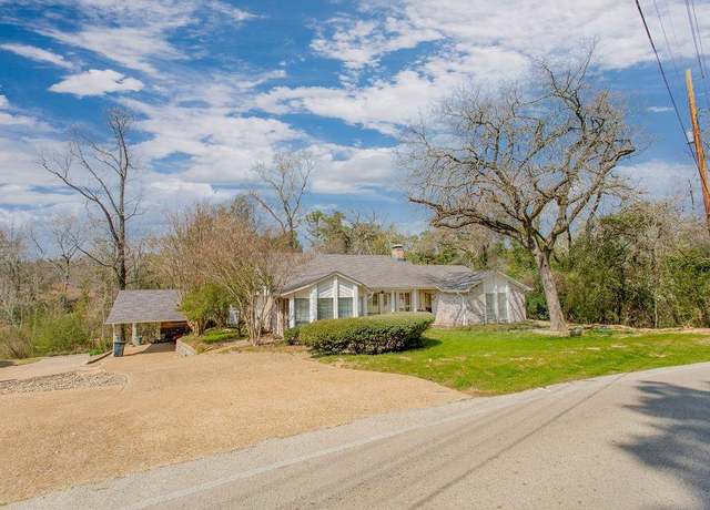 Property at 214 E Hideaway Ln, Hideaway, TX 75771, 3 beds, 2 baths
