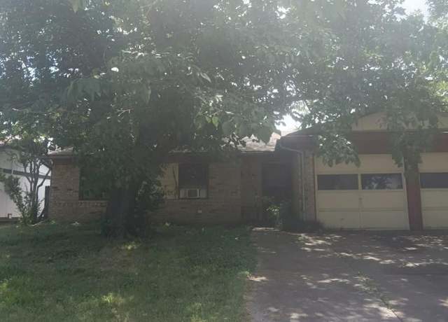 Property at 750 Dewberry Dr, Lewisville, TX 75067, 3 beds, 2 baths