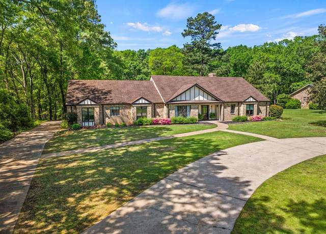 Property at 124 County Road 4164, Pittsburg, TX 75686, 4 beds, 3.5 baths