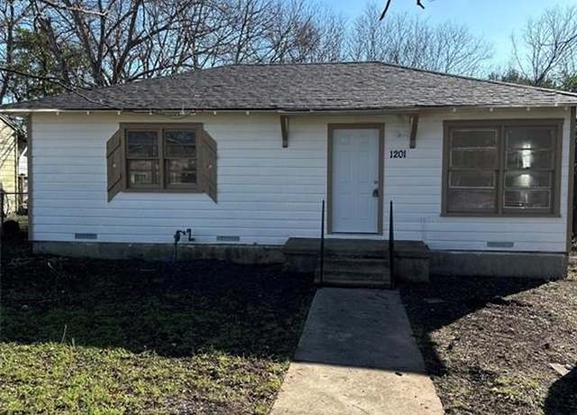 Property at 1201 S 24th St, Temple, TX 76501, 2 beds, 1 bath