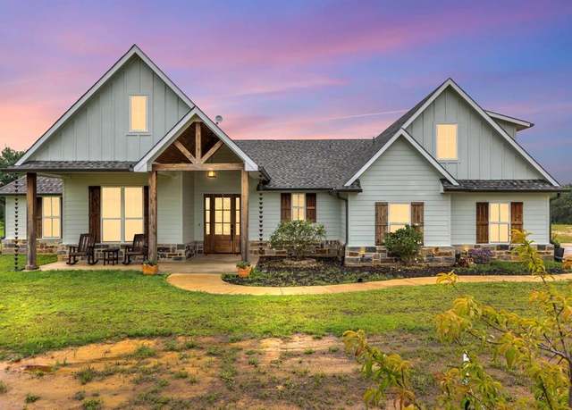 Property at 1009 Rose Brooke Ln, Reno, TX 76082, 5 beds, 3 baths