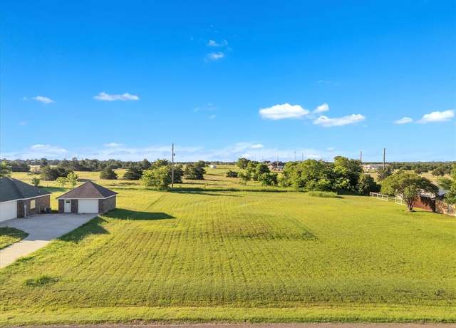Property at 1212 S Sharpshire Dr, Waxahachie, TX 75165