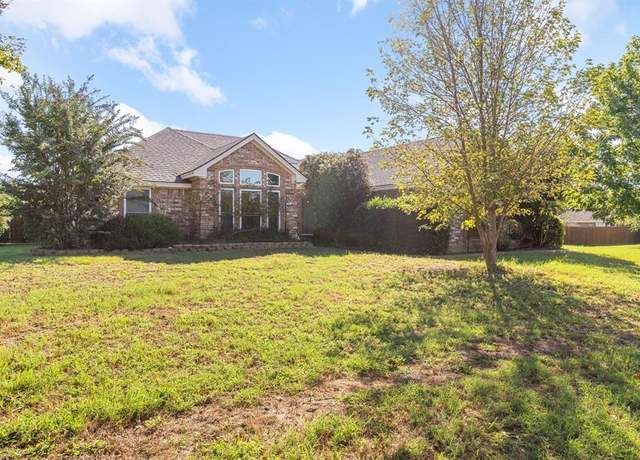 Property at 2609 Castle Rd, Burleson, TX 76028, 3 beds, 2 baths