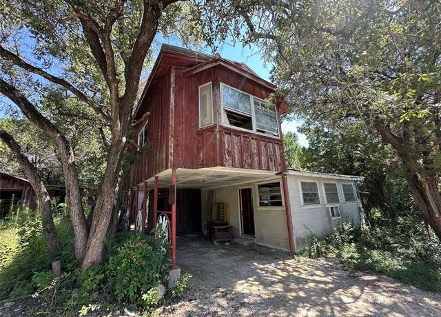 Property at 110 Fox Dr, Whitney, TX 76692, 3 beds, 2 baths