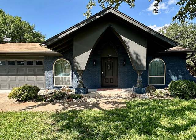 Property at 120 Lakeway Dr, Benbrook, TX 76126, 3 beds, 2 baths