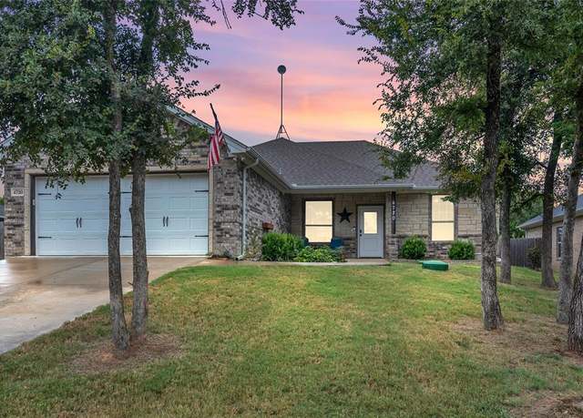 Property at 4720 Medina St, Granbury, TX 76048, 3 beds, 2 baths