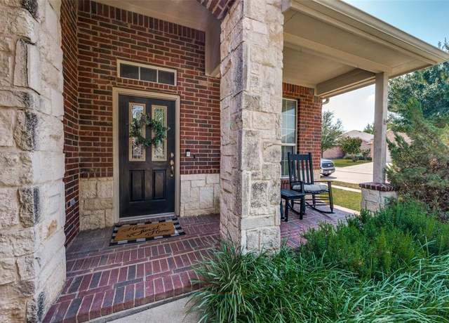 Property at 2300 Clairborne Dr, Fort Worth, TX 76177, 3 beds, 2 baths