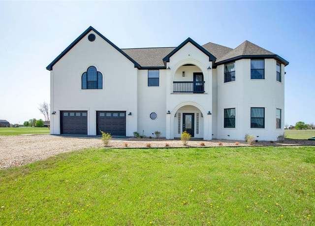 Property at 1060 Cypress Point Dr, Gunter, TX 75058, 5 beds, 3 baths
