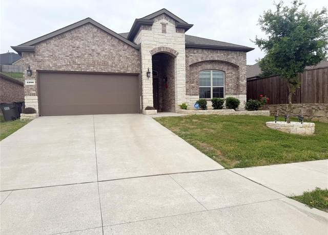 Property at 1200 Gibson Dr, Melissa, TX 75454, 4 beds, 2 baths