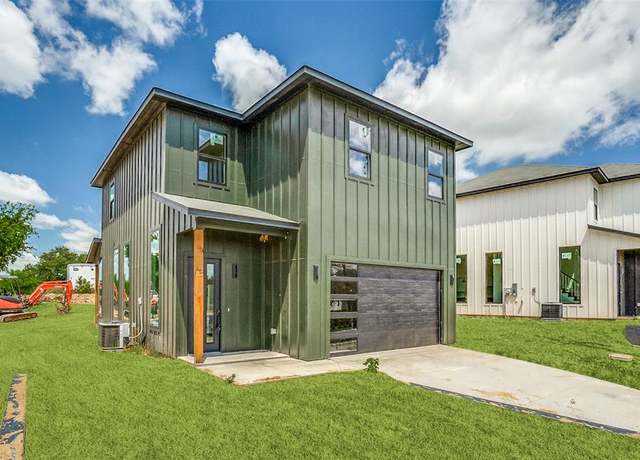 Property at 2520 Elk Trl, Granbury, TX 76048, 3 beds, 2 baths