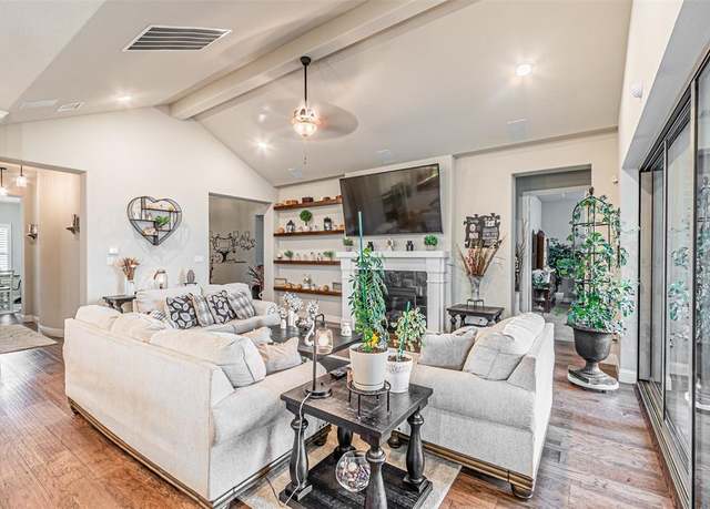 Property at 1507 Viridian Park Ln, Arlington, TX 76005, 4 beds, 4.5 baths